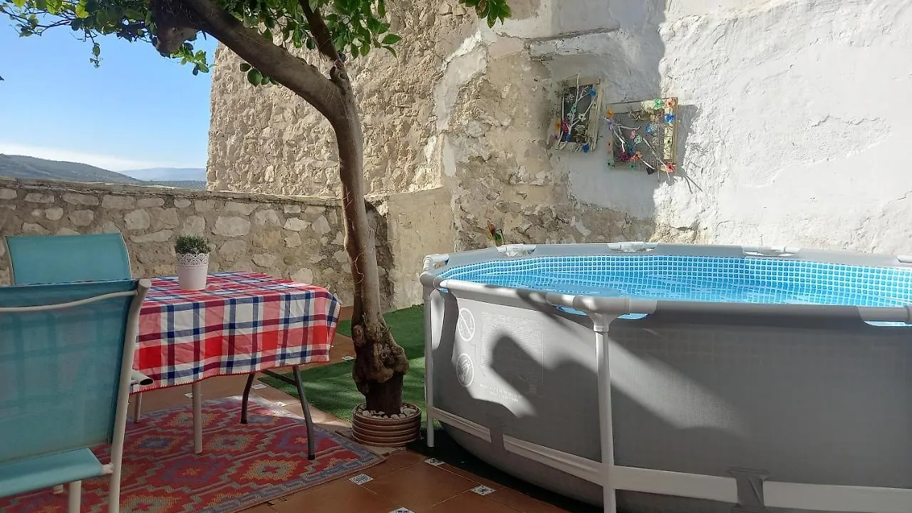Casa Singular Y Con Encanto Baena